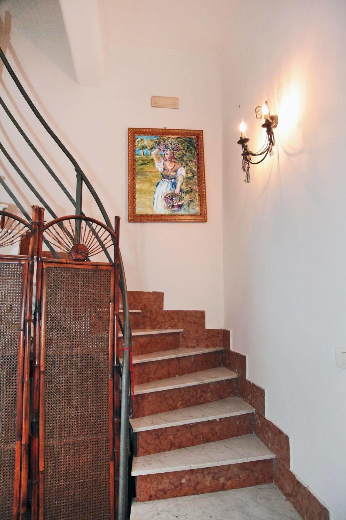 Crispi Rooms Catania Ngoại thất bức ảnh